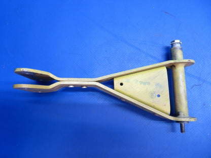 Lake LA-4-200 Idler Assembly Elevator P/N 2-7138-5 (1222-732)