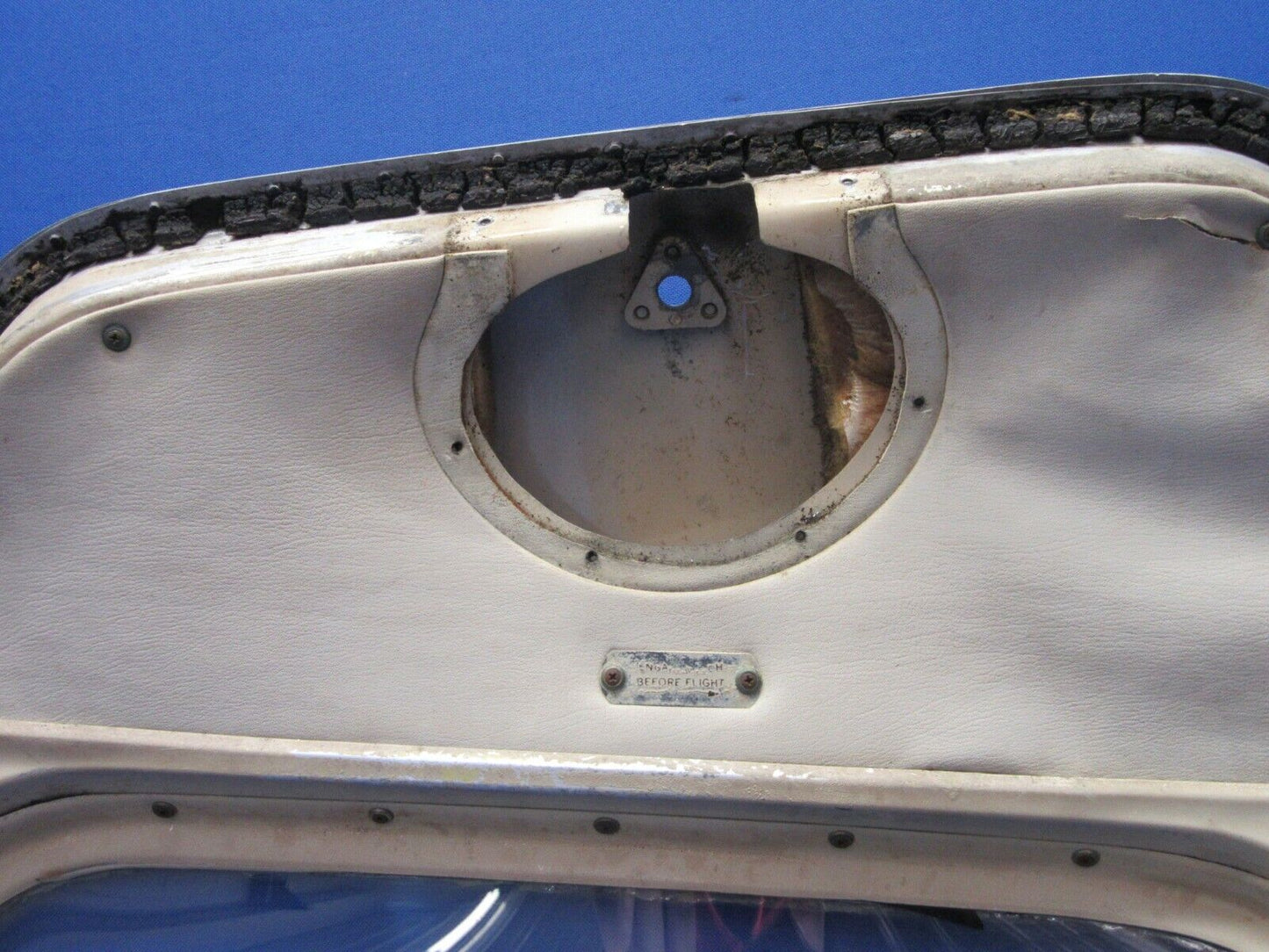 Piper PA-28-235 Cabin Door Tint Clear NO KEY REPAIRED 79545-002 (0521-368)