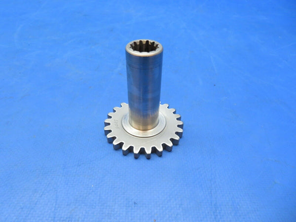 Continental E-225-8 RH Accessory Drive Adapter Shaft Gear P/N A36055 (0823-373)