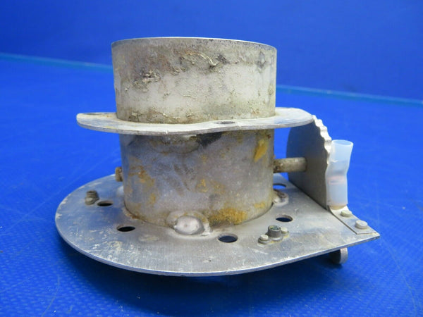 Piper PA-32RT-300 Lance II Vent AFT LH P/N 68556-00, 68556-000 (0620-303)