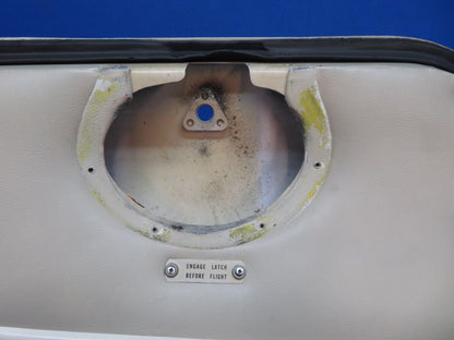 Piper PA-28-180 Cabin Door Assy w/ Key Clear Tint P/N 67306-00 (0323-32)