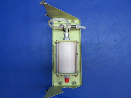 Beech 95-B55 Baron TKS De-Ice Filter w/ Bracket P/N 908-1, 09933-03 (0623-727)