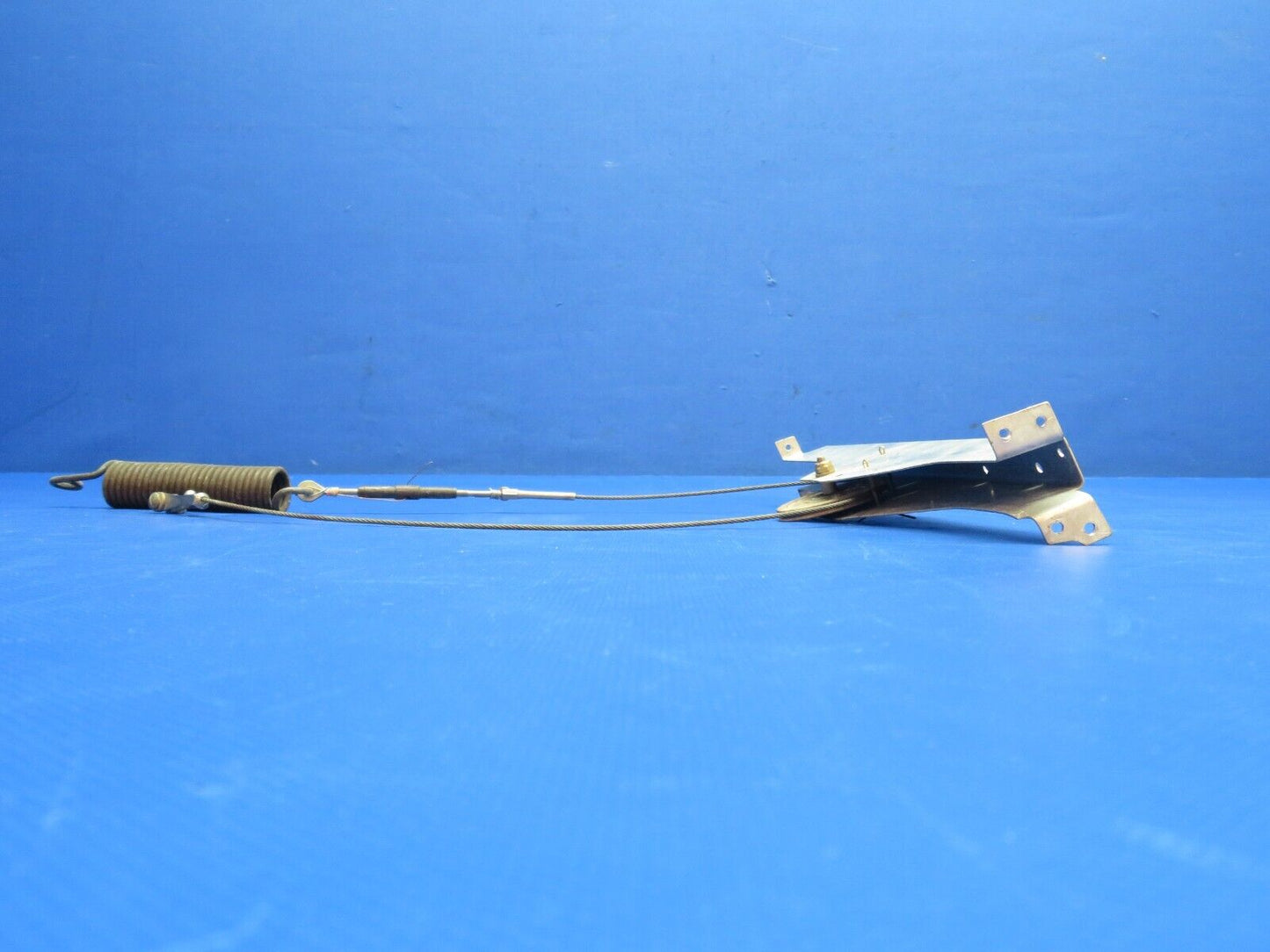 Cessna 210 Pulley Bracket P/N 1212427-1 (0124-1099)