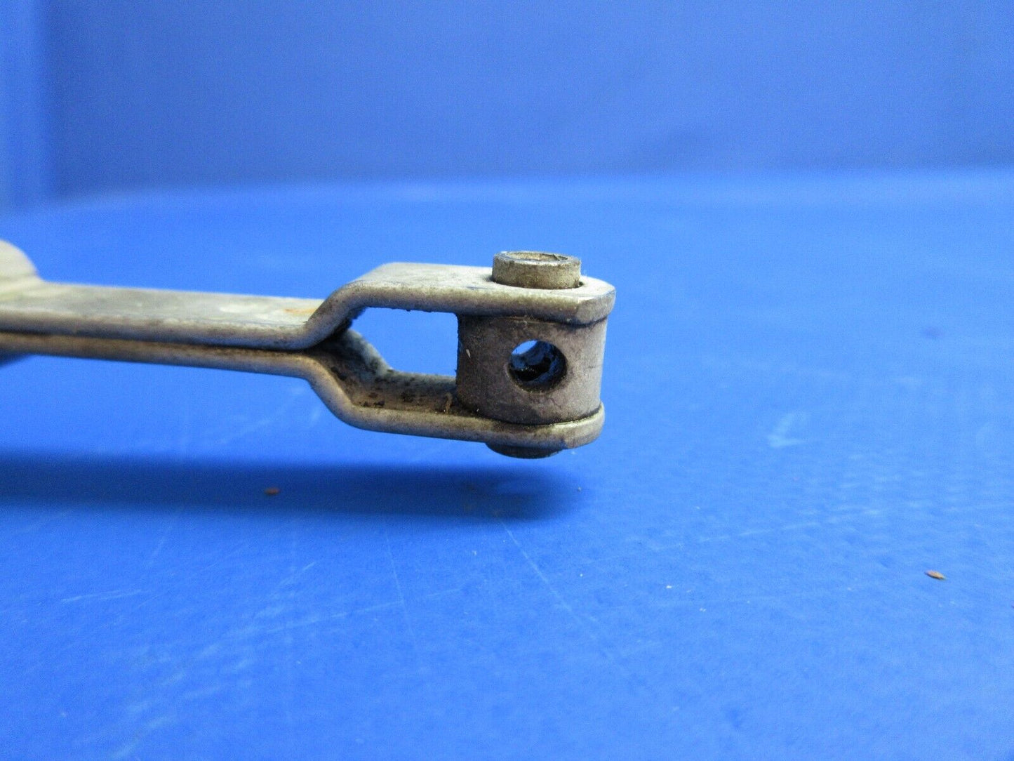 Beech C-35 Hoof A53T Parking Brake Valve P/N 35-815018 (1023-775)