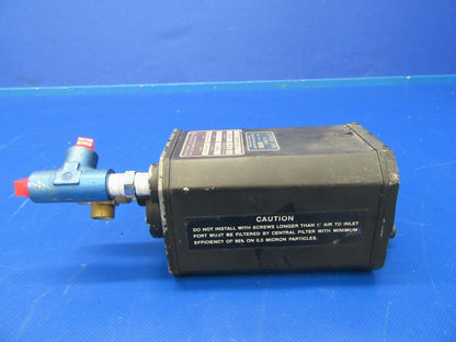 ARC G-519B-1 Attitude Gyro 8* Tilt Panel 37570-0002, 300-2CF (1019-58)