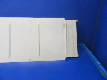 Beech Baron 58P Panel Headliner Outlet Duct Air & Light 58-530173-1 (0218-274)