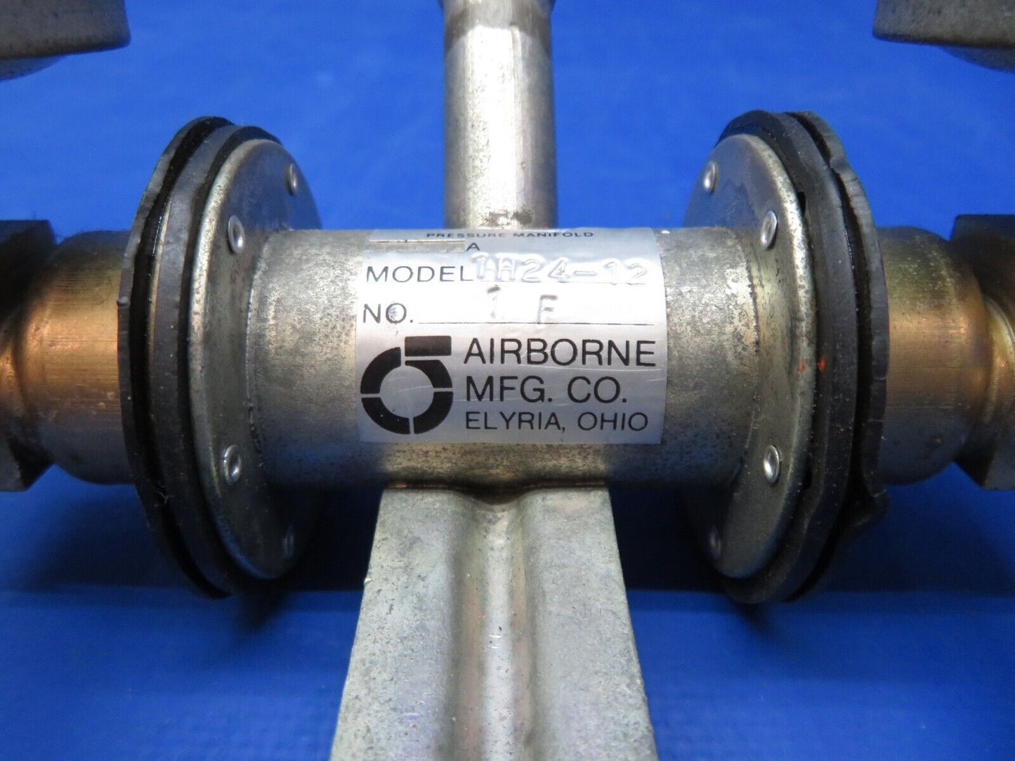 Airborne Piper PA-31P-350 Pressure Manifold P/N 1H24-12 CORE (0923-543)