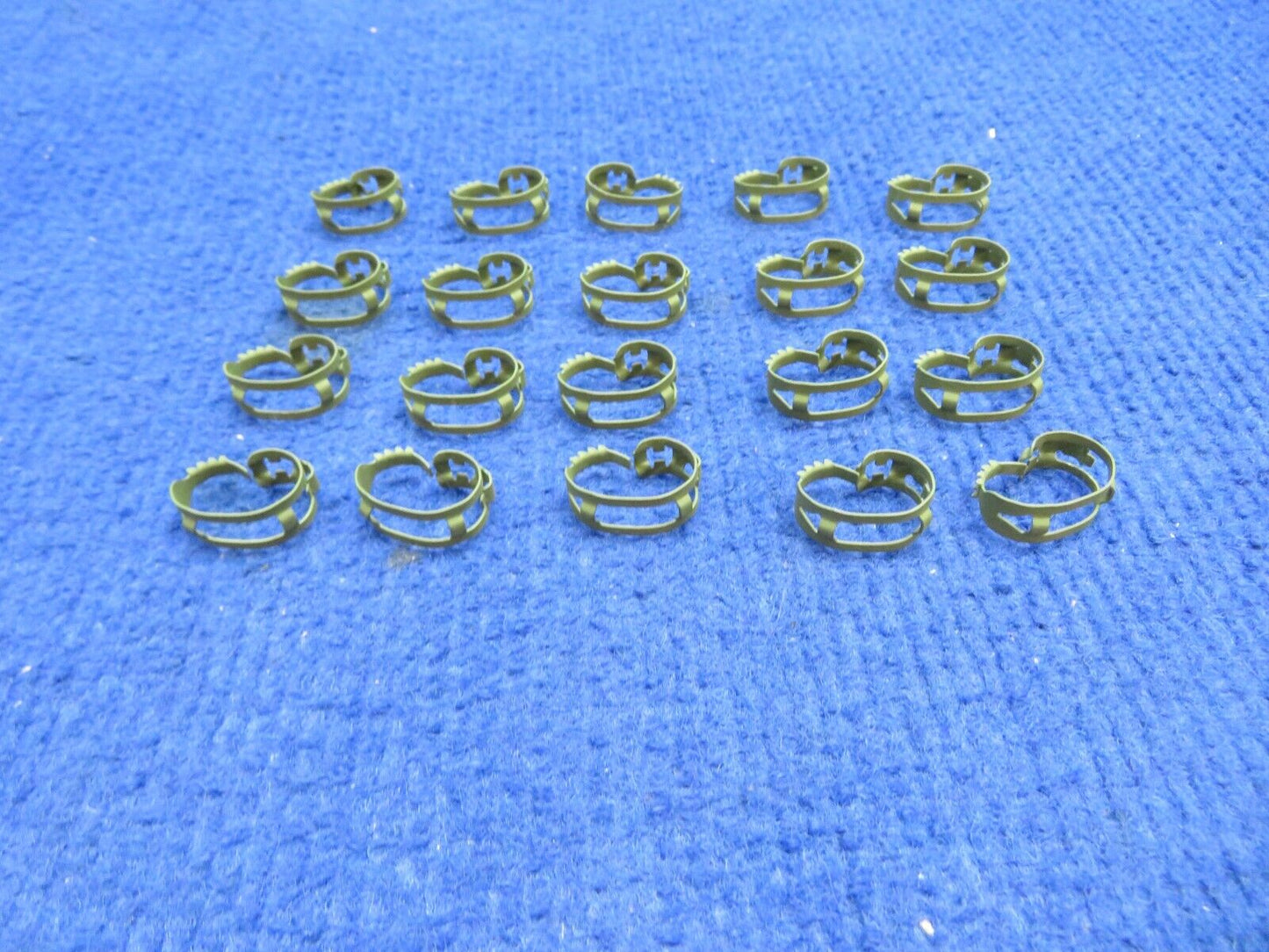 Beechcraft Tin Clamp P/N 3122-8-1J LOT OF 20 NOS (0822-301)