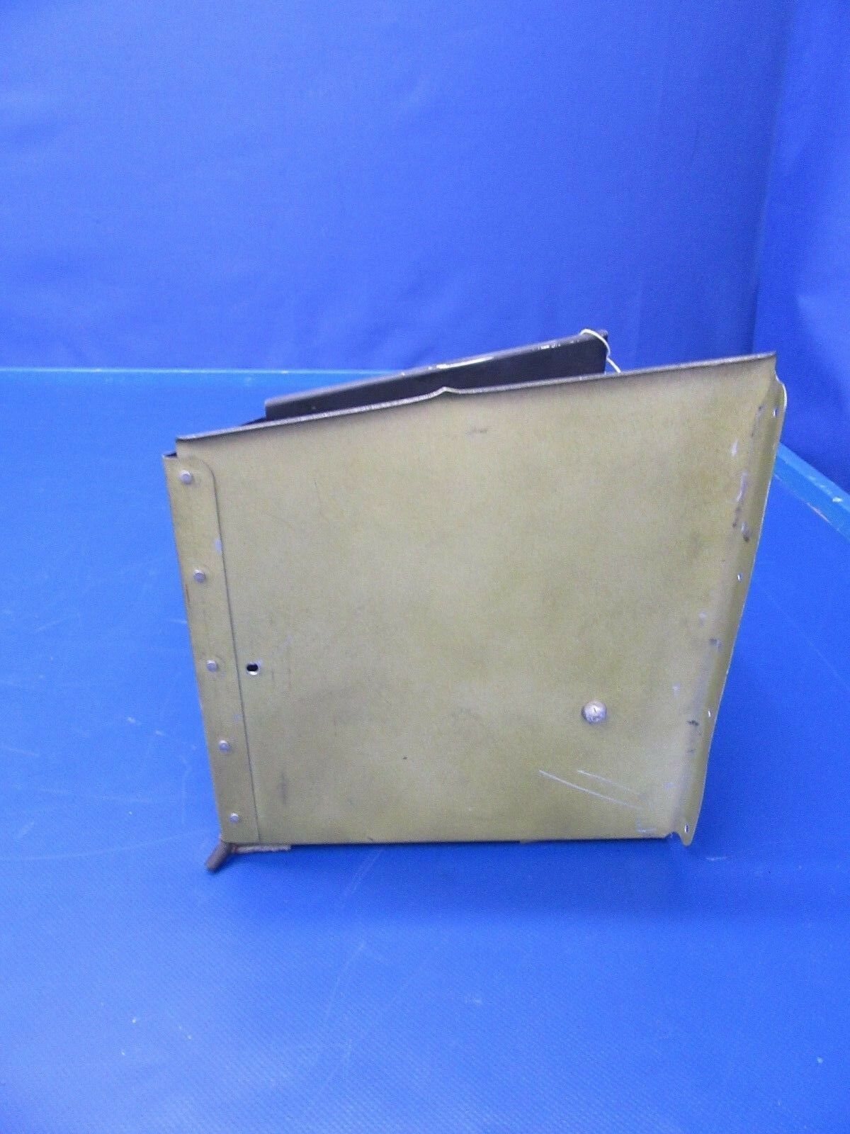 Piper Cherokee Six Glove Box P/N 69328-000, 69329-000 (0418-174)