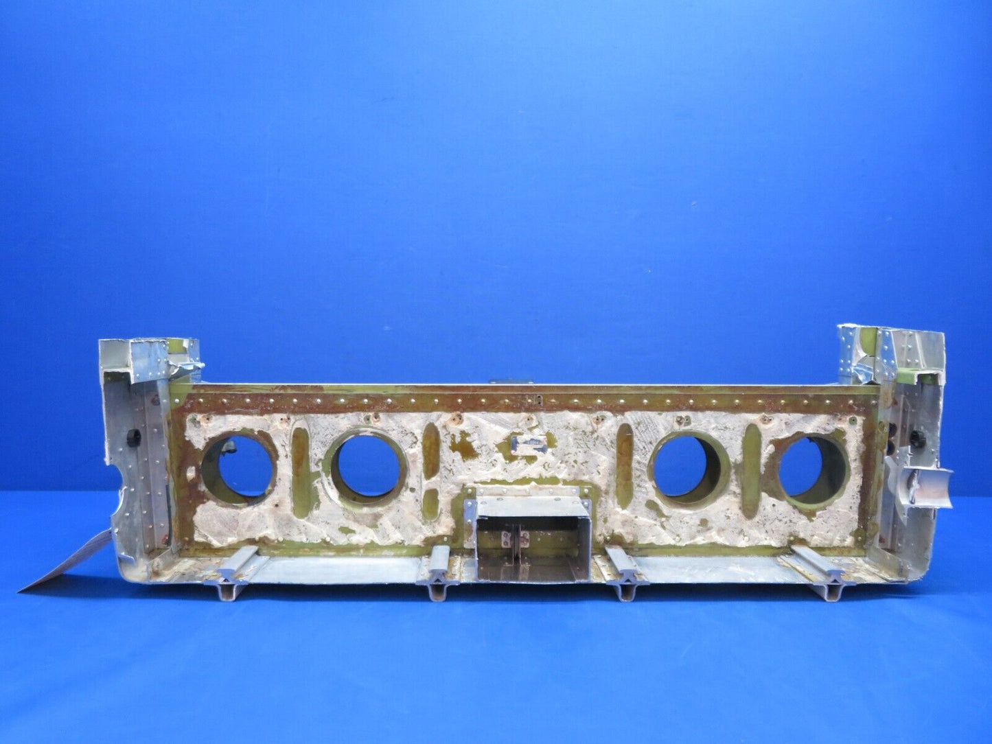 Piper PA-28-140 Spar Box Assy LWR Cockpit P/N 66689-00 (1123-125)