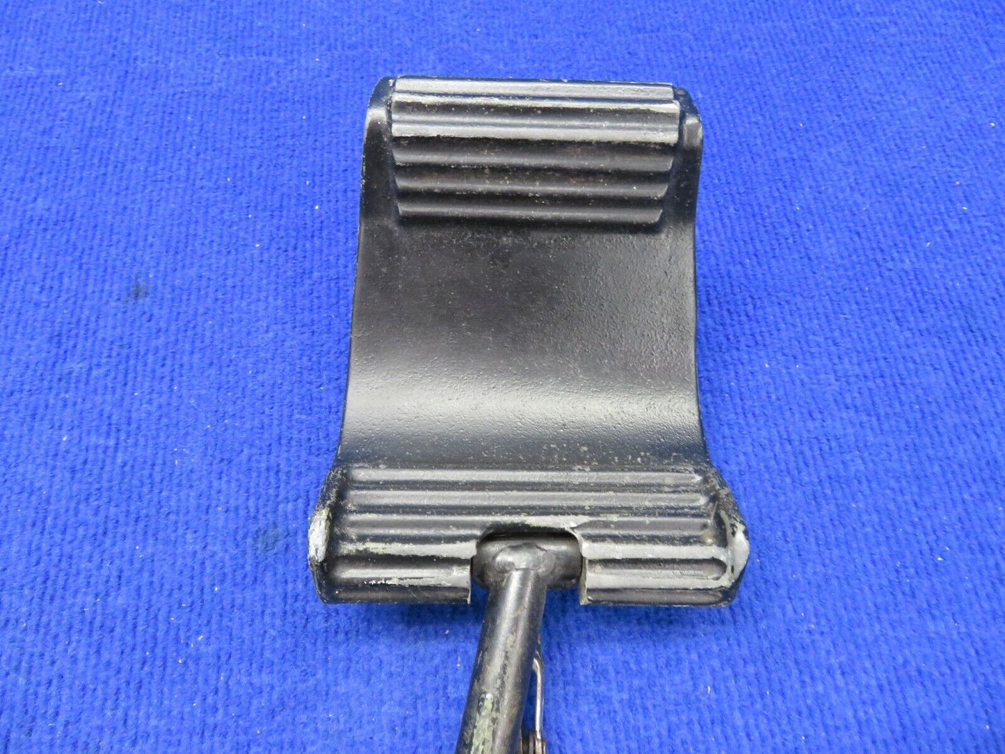 1956 Cessna 310 Rudder Pedal Assy RH w/ Torque Tube P/N 0861700-2 (0422-92)
