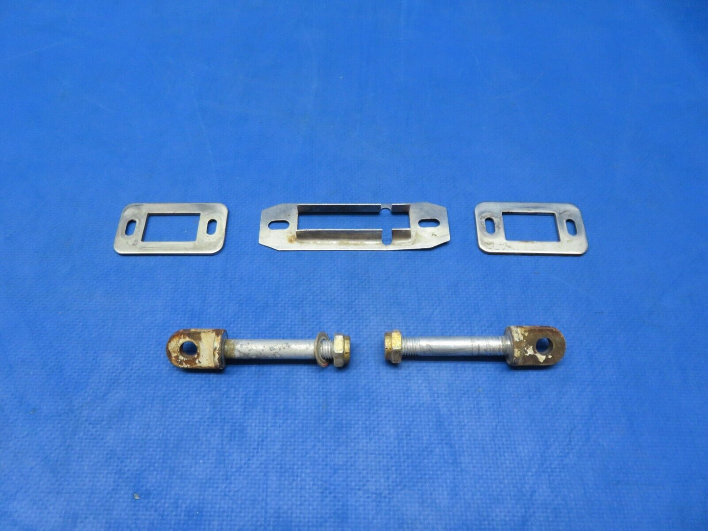 Piper PA-28R-180 Cabin Door Striker, Plate & Eye Bolts P/N 68353-00 (1123-418)