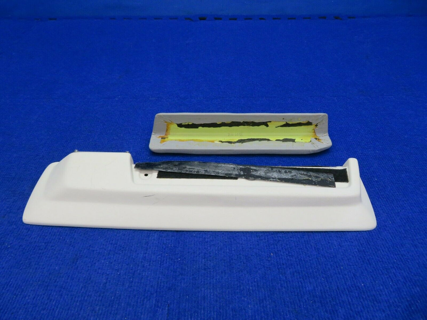 Beech 58 Baron Armrest Front LH 4th Passenger Seat P/N 106-530083-6 (0322-707)