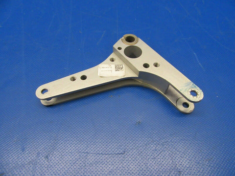 Diamond DA40-180 Aileron Bellcrank P/N DA4-2173-10-00 (0319-188)