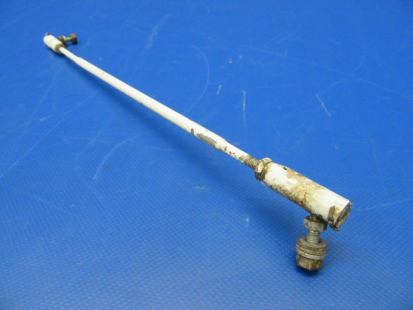 Beech Baron 95-B55 LH Nose Gear Door Actuator Rod Assy P/N 35-825191-1 (0220-281