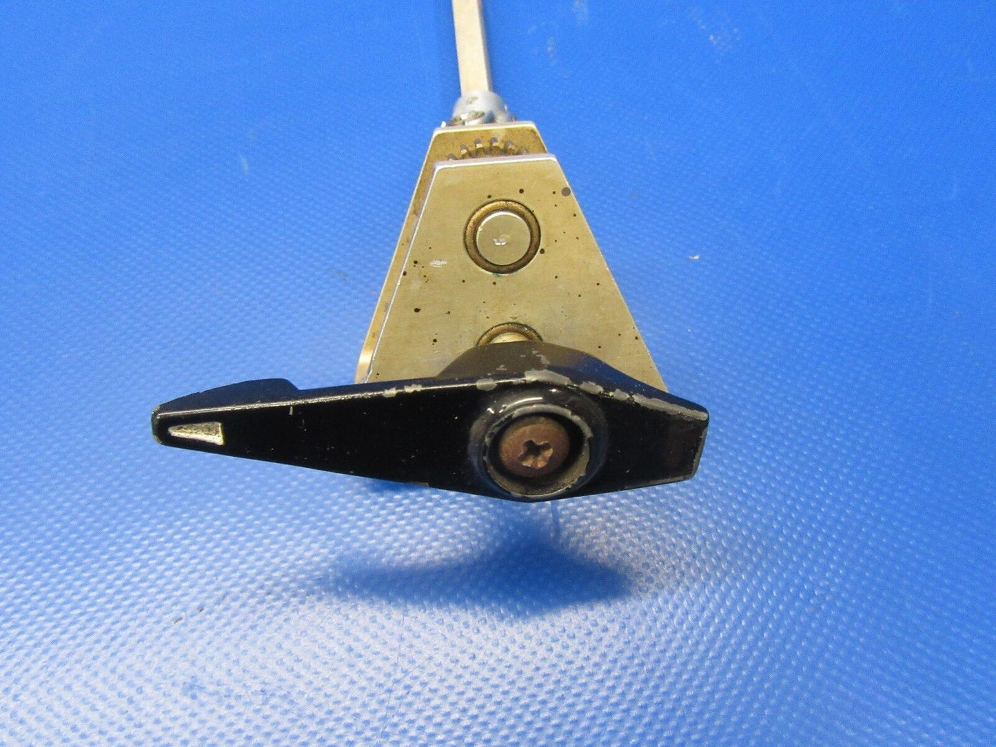 Cessna R182 Fuel Selector Gear Assy & Handle P/N 2216005-1 (0817-38)