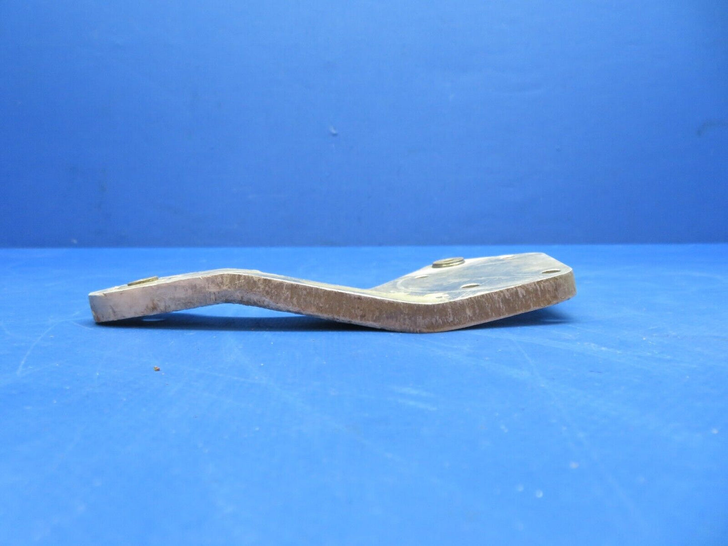 Cessna 170 / 170A / 190 / 195 Elevator Pylon Assy P/N 0310262 (0723-564)