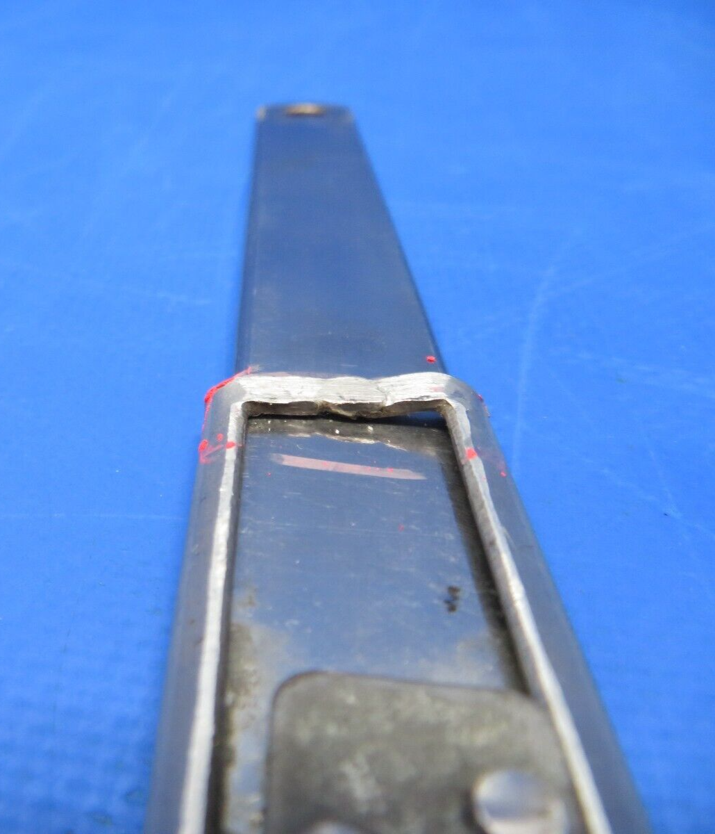 Cessna 310 / 310Q Door Stop Assy P/N 0811488-15 (0823-702)