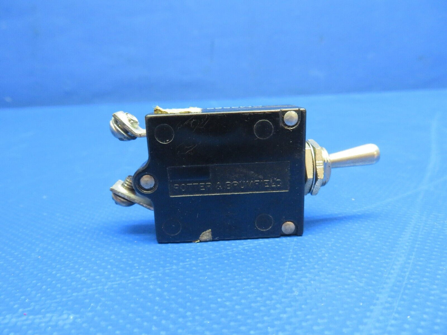 Beech D95A Travel Air Toggle Switches & Circuit Breakers LOT OF 13 (0324-1725)