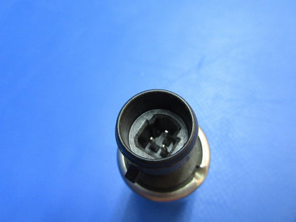 Cirrus SR-22 Oil Pressure Transducer P/N 12635-00 (1023-776)