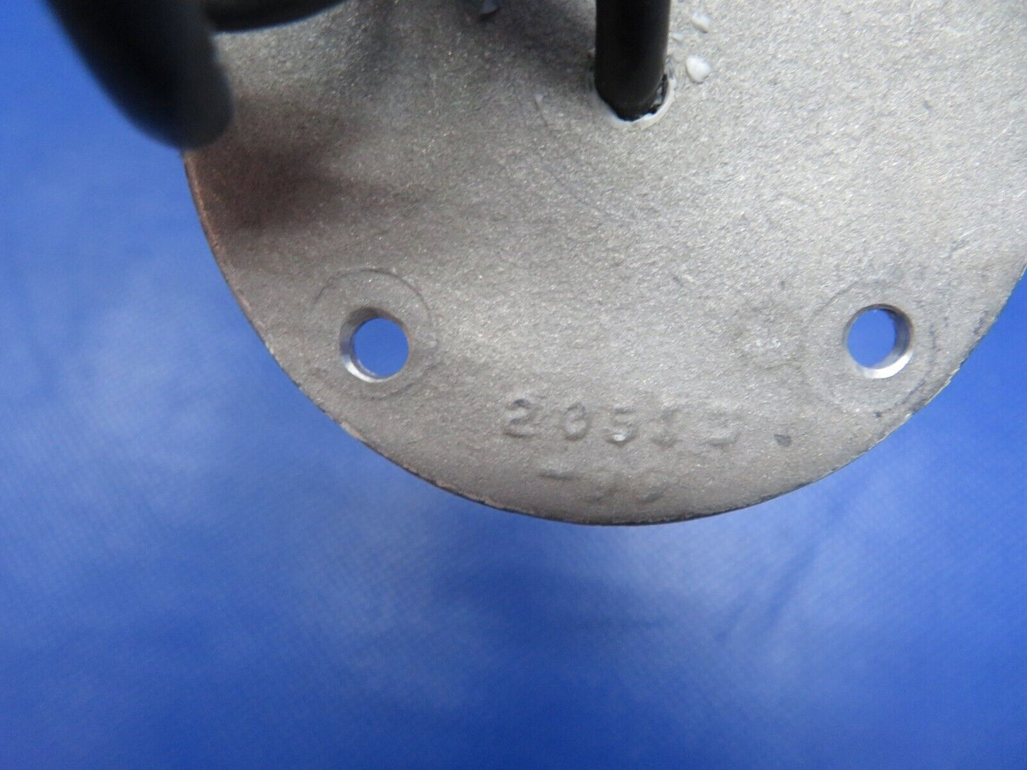 Cessna 401 / 401A Comant VOR/LOC/GS/ Antenna Set P/N CI205-1 (1223-346)