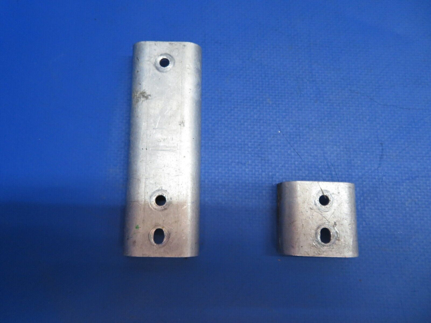 Piper PA-34-200T Seneca II Seat Track Stop P/N 62654-00 LOT OF 8 (0323-523)