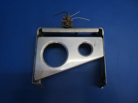 Piper PA-28R-200 Arrow Support Assy Engine Control P/N 67206-02 (1022-702)