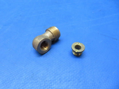 Fitting & Insert P/N 6818, 6817 NOS (1023-189)