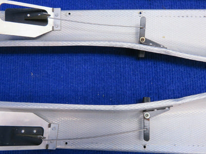 Piper PA-28R-201T Duct Assy Cabin Heat LH & RH Center & Rear 36511-02 (0222-847)