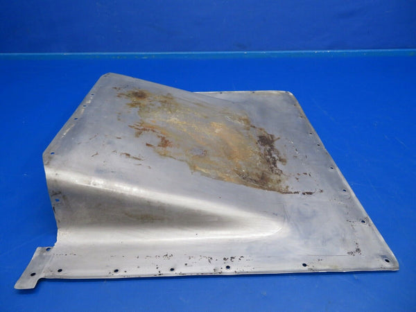 Beech Baron E-55 Nacelle / Trough Heat Shield Wing RH 96-980001-10 (0120-48)