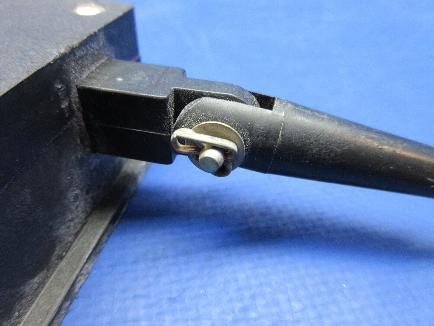 Arion Lightning LS-1 Ray Allen Co T2-7A Servo (1023-936)