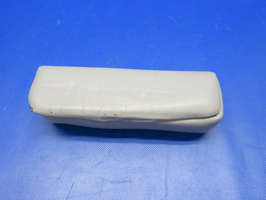 Piper PA-32R-300 Lance Arm Rest RH P/N 66710-17 (0121-199)