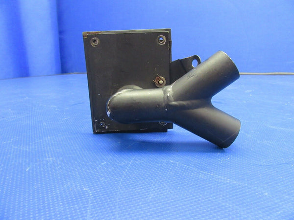 Piper PA-28-235 Defroster Air Outlet P/N 62952-00, 62952-000 (0521-355)