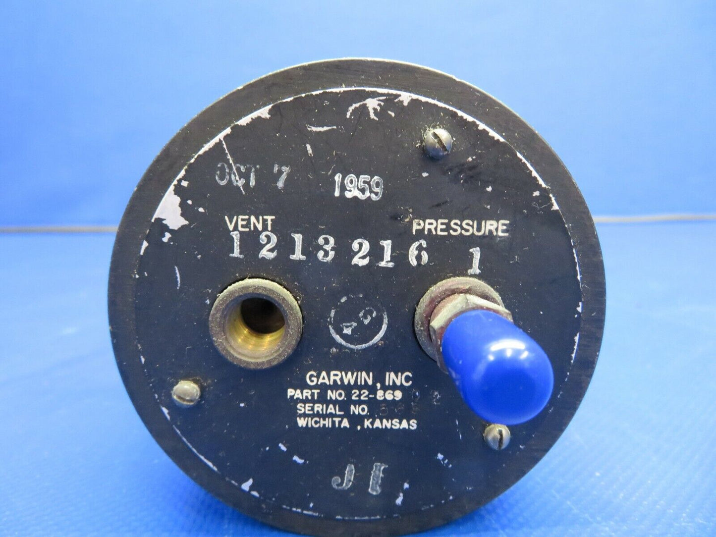 Garwin Fuel Pressure Gauge P/N 22-869-02 FOR PARTS or CORE (1220-545)