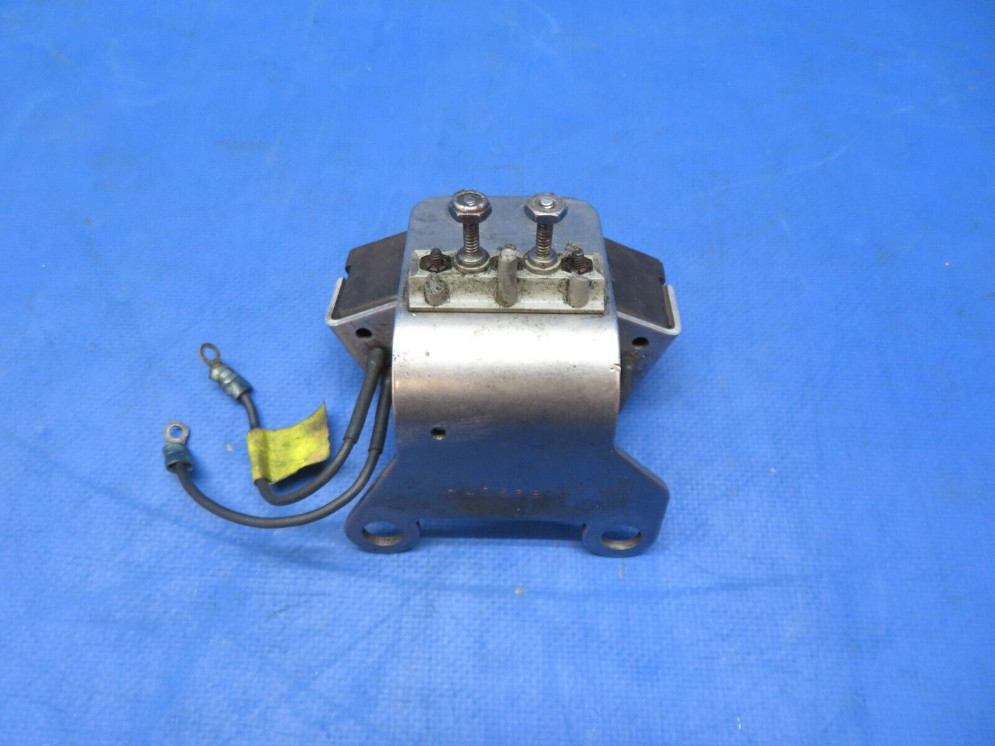 McCauley Rapco De-Ice Brush Block P/N C40538 (1023-261)