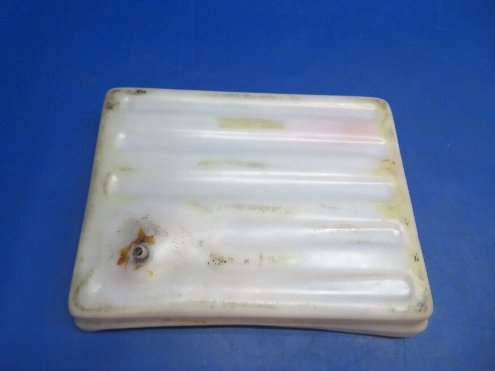 Piper Aerostar 602P Battery Pan Assy P/N 210084-503 (0123-905)