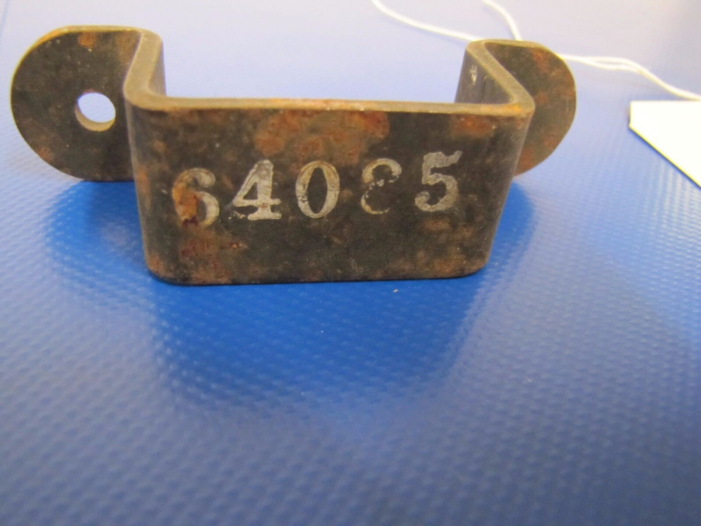 Piper Clamp P/N 64085-000  (0317-149)