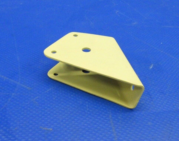 Cessna P210 Pulley Bracket Nose Gear LH P/N 1260214-1 NOS (0119-211)