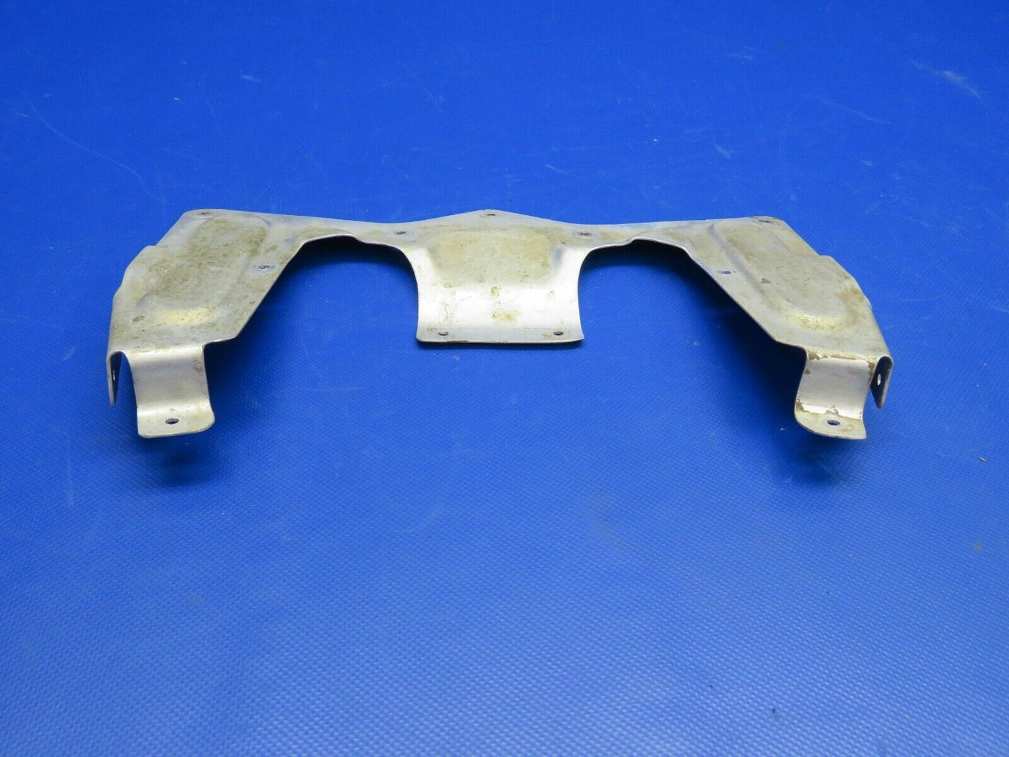 1960 Cessna 210 Bracket Main Gear Door Uplock P/N 1241020-1 (0221-178)