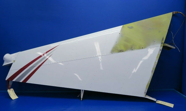 Beech Baron 95-B55 Vertical Stabilizer 96-640000-606 (0520-45)