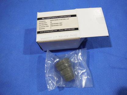Amphenol Electrical Connector  P/N MS3107A22-12SY  (815-42)