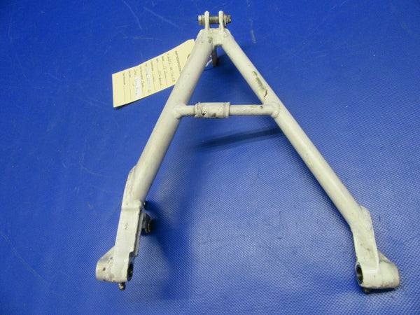 Beech 58 Baron Nose Gear Welded Drag Brace P/N 002-820016-31 (0521-494)