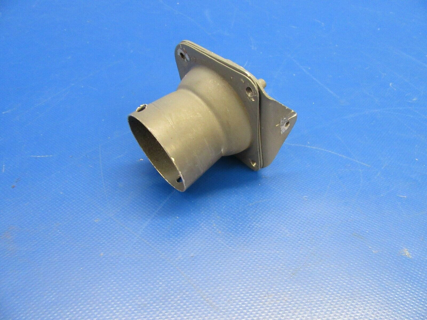 Cessna 310R Control Column Socket Assembly LH P/N 0813581-59 (0219-336)