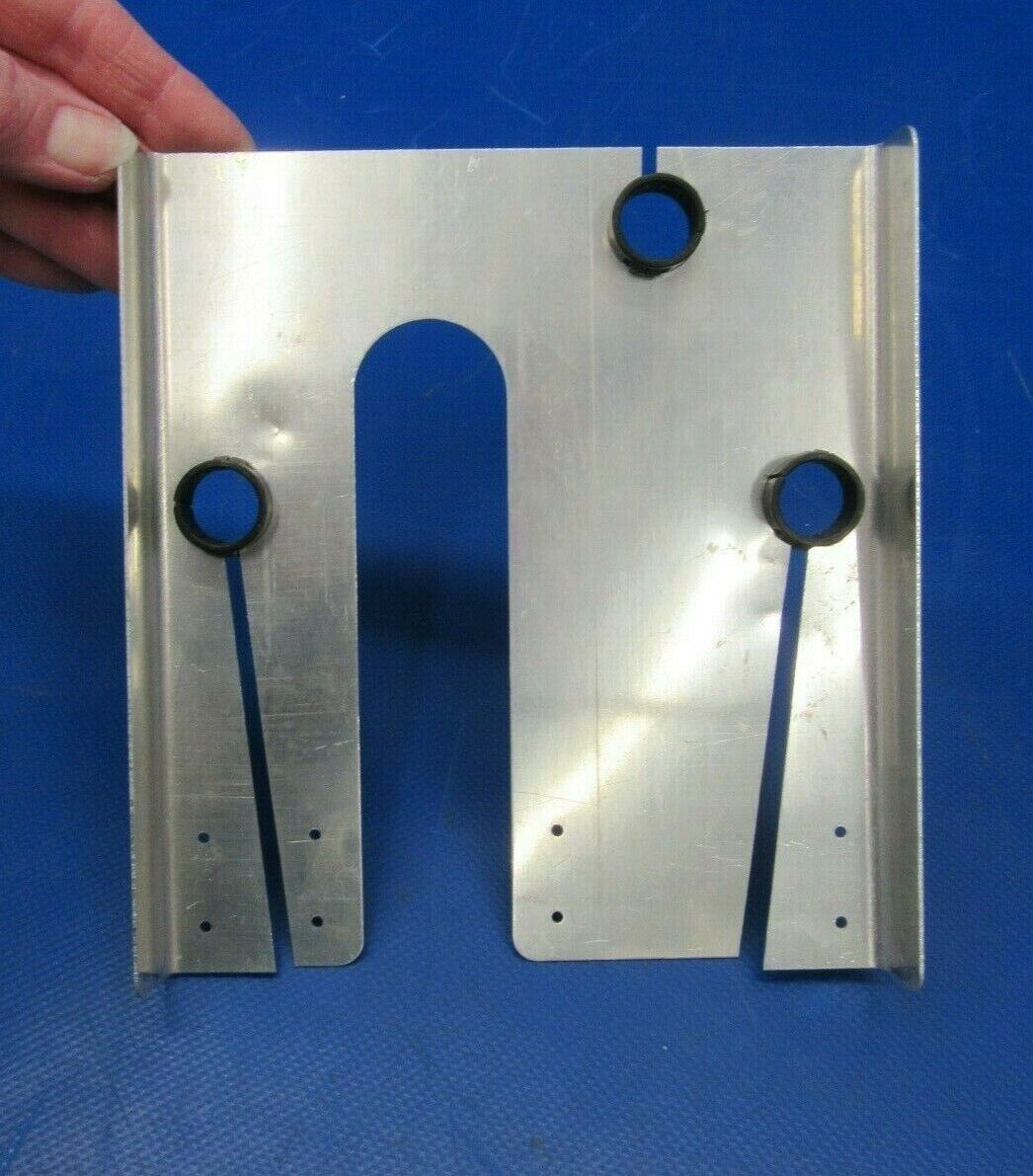 Piper Cherokee Air-Conditioning Plate Assy P/N 79418-000 (0419-36)