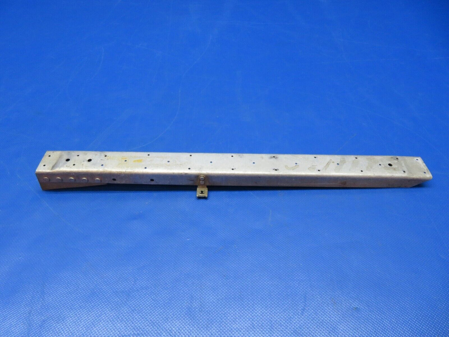 Cessna 120 / 140 Stringer Engine Mount Attaching Center 0411173 NOS (0224-221)