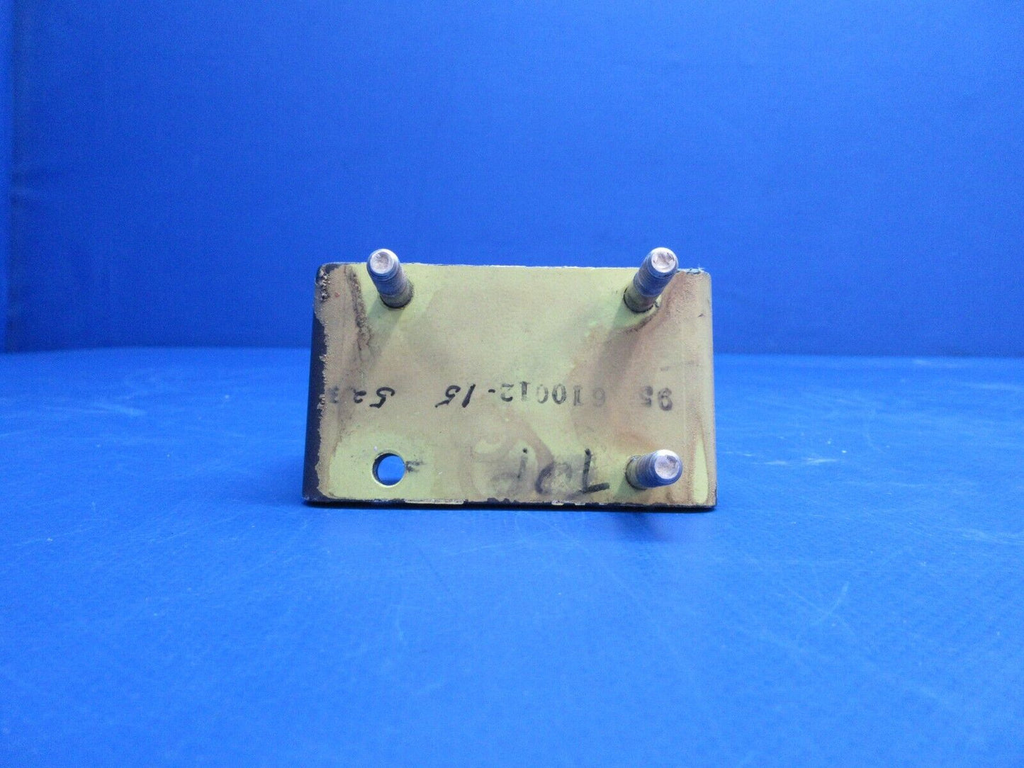 Beech 95-B55 Baron Elevator Hinge Assy P/N 95-610012-15 (0623-756)