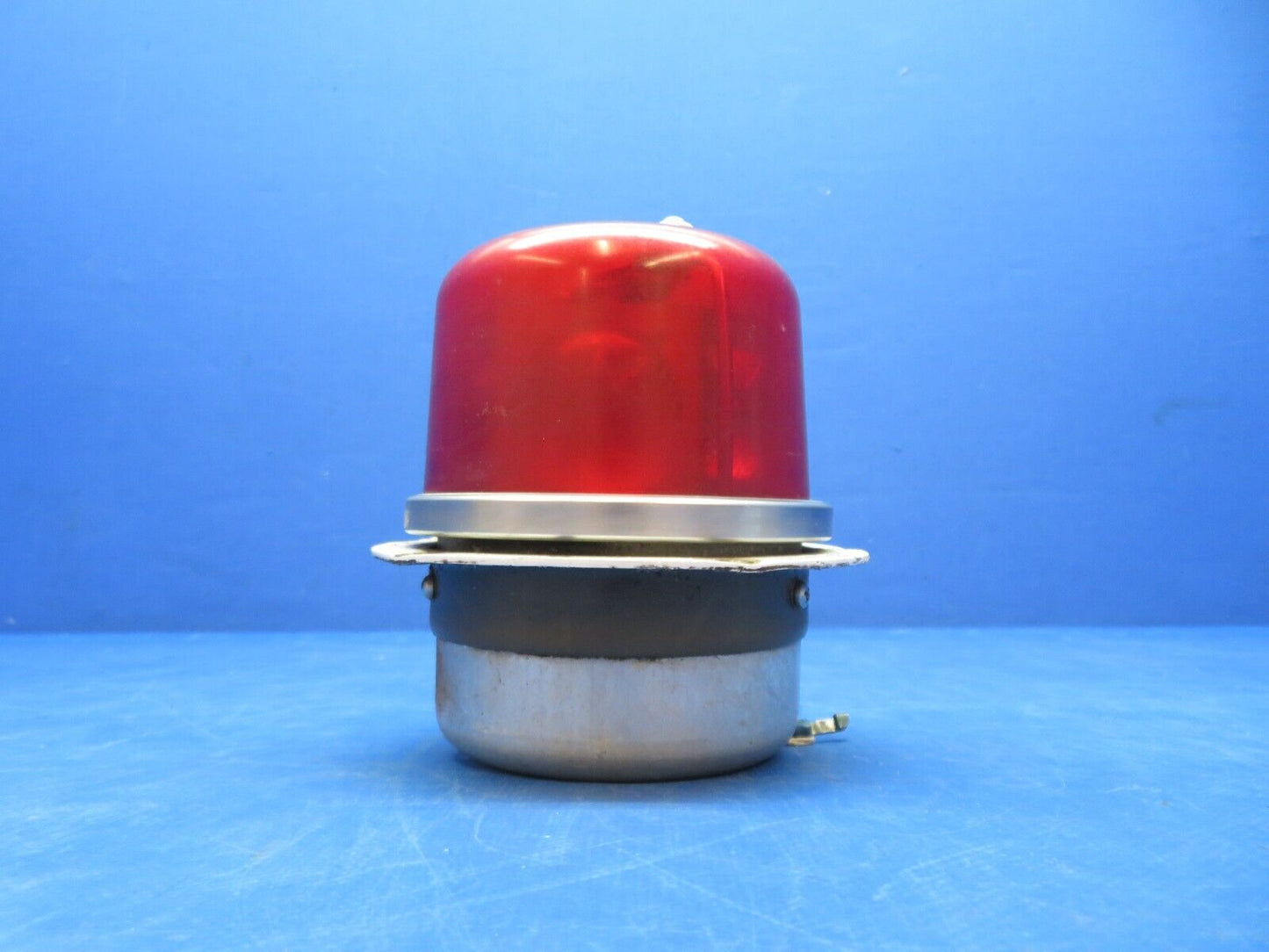 Whelen Rotating Beacon Light Assy P/N WRM-24, WRM8-24 FOR PARTS (1023-482)