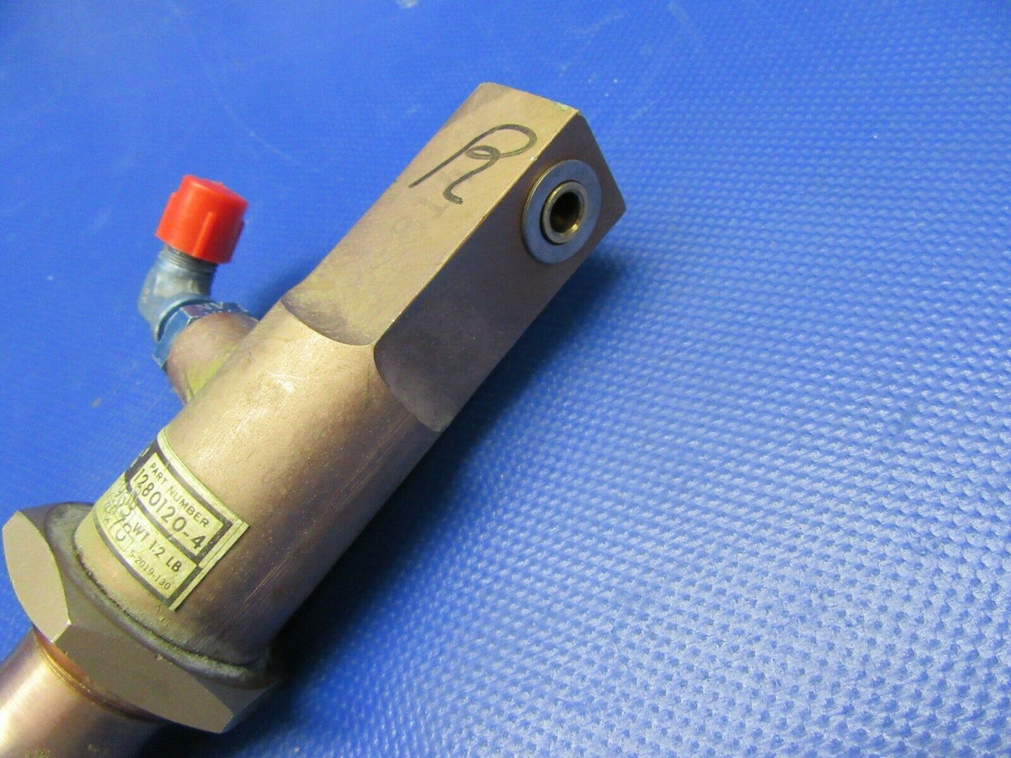 Cessna T210N Main Gear Down Lock 1280120-4 (0321- 408)