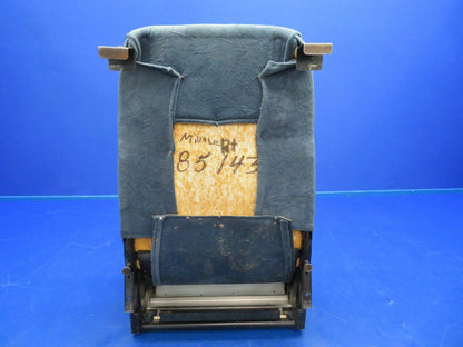 Piper PA-32RT-300 Passenger Seat Center RH Rear Facing P/N 96827-34 (0620-716)