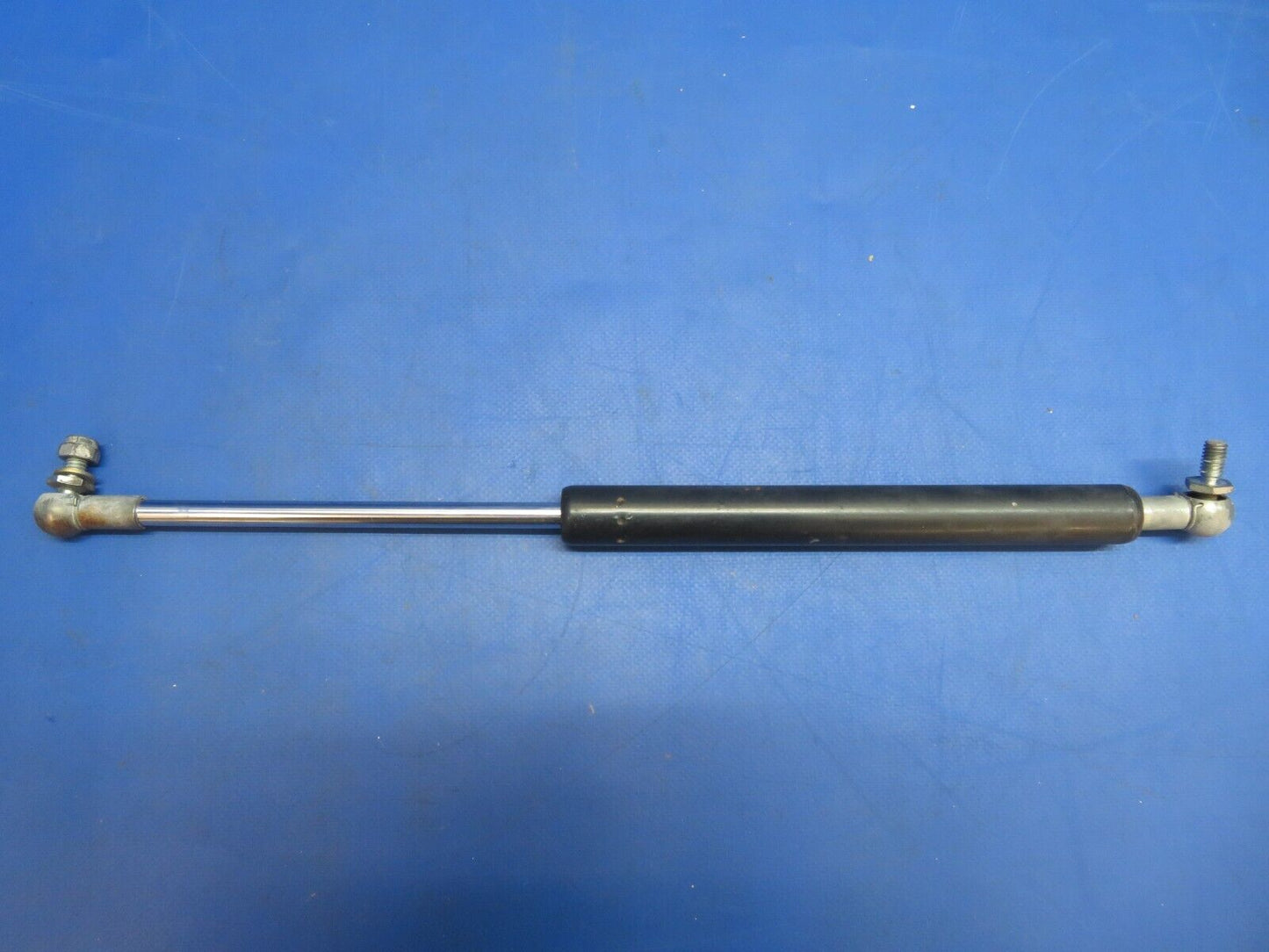 Piper Aerostar 602P Cabin Door Holder Assy P/N 980162-501 (0123-822)